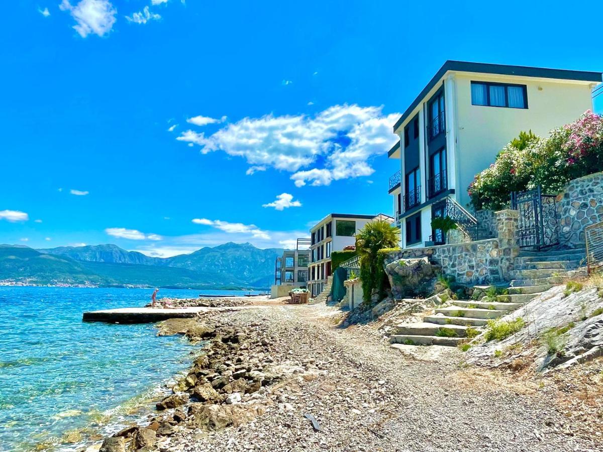 Beachfront Villa Pearl Of Adria Krasići Dış mekan fotoğraf